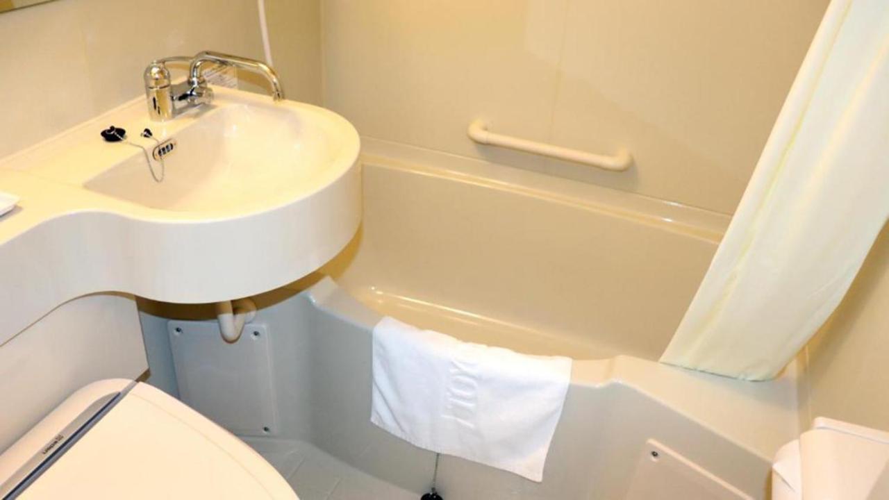 Toyoko Inn Sakudaira-Eki Asama-Guchi Buitenkant foto